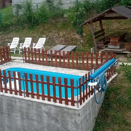 біля лісу Slavske