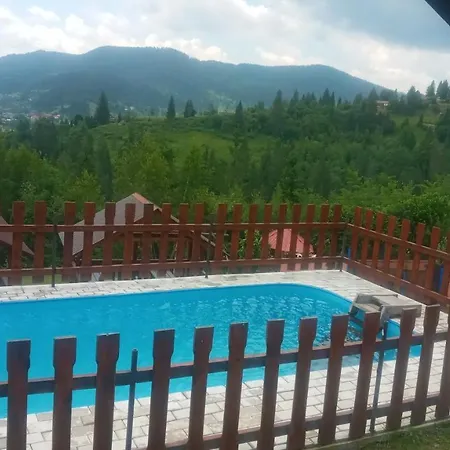 біля лісу アパート *