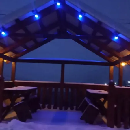 Appartamento біля лісу